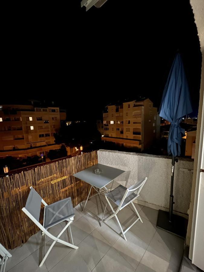 Superbe Appartement A Proximite Plage Et Port 아그 외부 사진